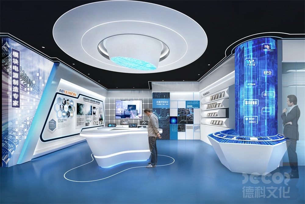 科技展廳設(shè)計(jì)中如何運(yùn)用人工智能和機(jī)器學(xué)習(xí)技術(shù)？