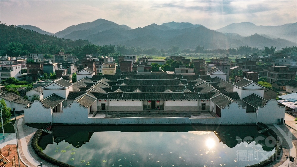 如何在展館裝修中運(yùn)用復(fù)古藝術(shù)品進(jìn)行裝飾？